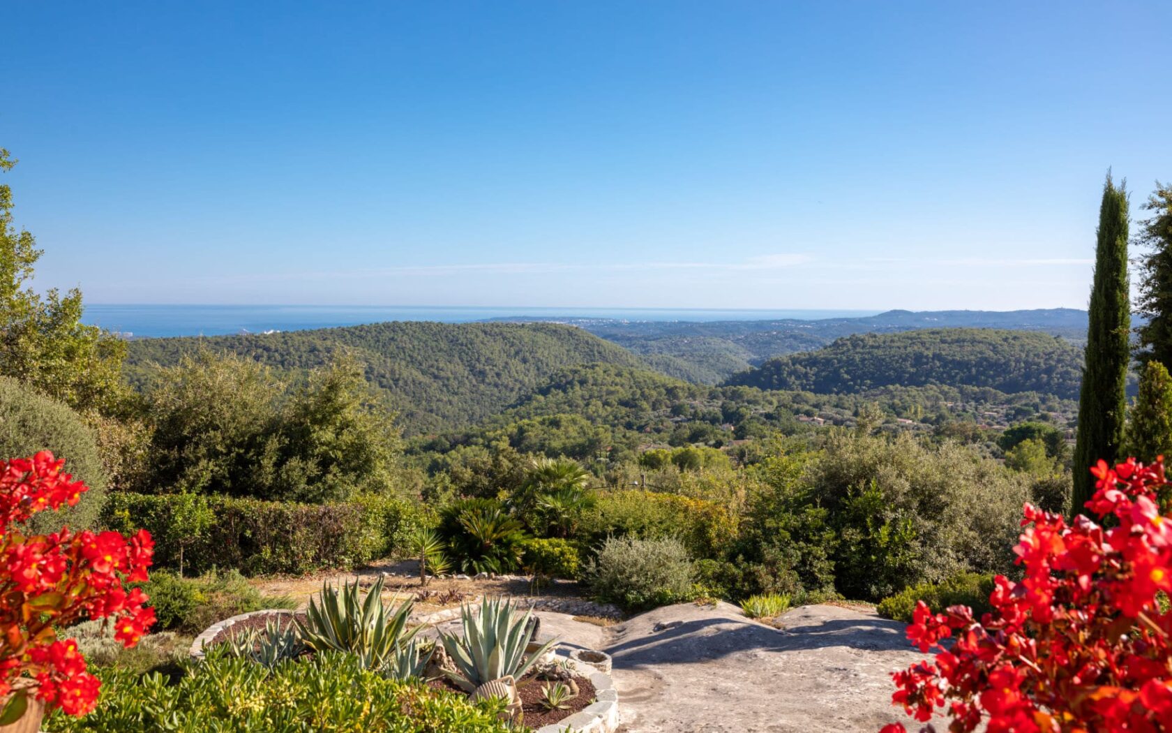 Terre d'Orizon bnb jardin Tourrettes-sur-Loup