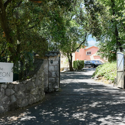 hebergement location saisonnière alpes-maritimes